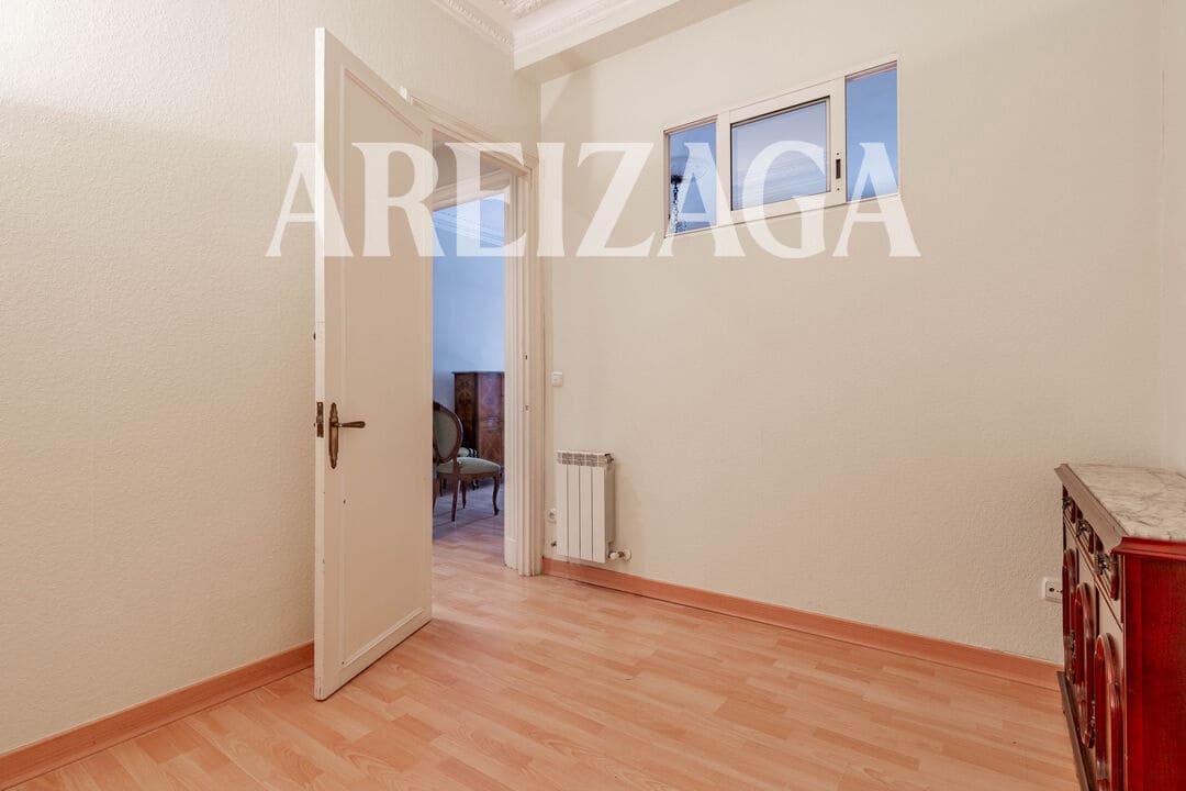 4 bedroom Flat for sale in Donostia-San Sebastian - € 980,000 (Ref: 9844487)