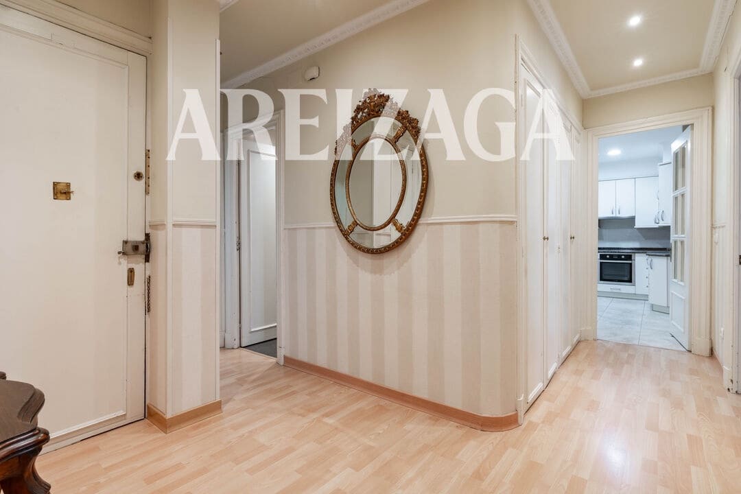 4 bedroom Flat for sale in Donostia-San Sebastian - € 980,000 (Ref: 9844487)