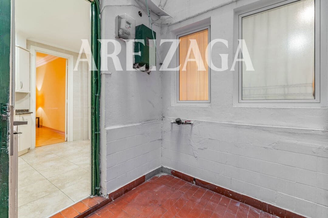 4 bedroom Flat for sale in Donostia-San Sebastian - € 980,000 (Ref: 9844487)