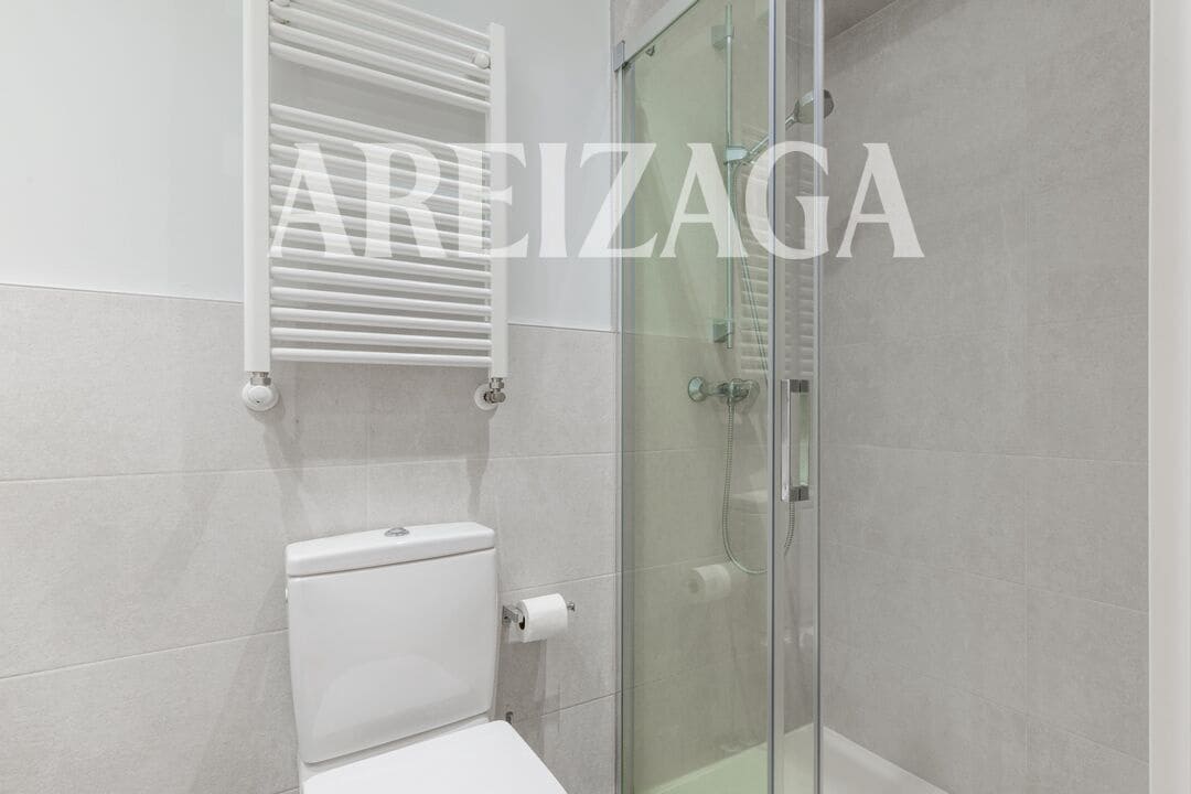 2 bedroom Flat for sale in Donostia-San Sebastian - € 725,000 (Ref: 9854520)