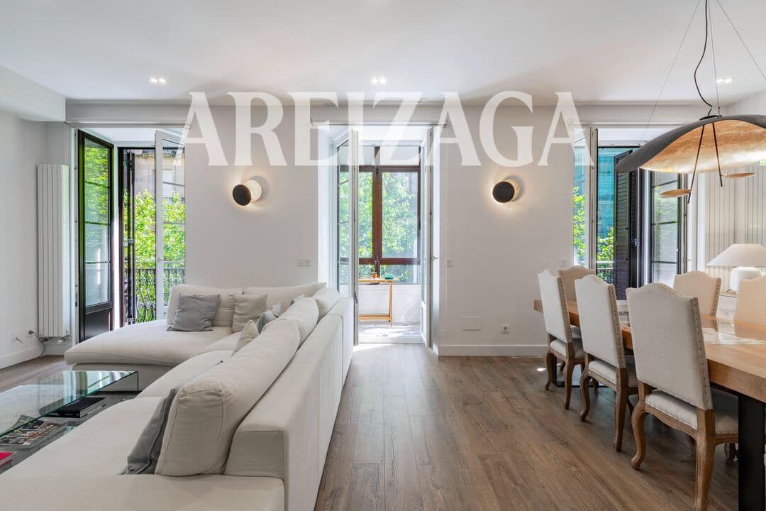 3 quarto Apartamento para venda em Donostia-San Sebastian - 1 750 000 € (Ref: 9858153)