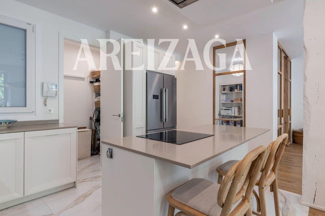 3 quarto Apartamento para venda em Donostia-San Sebastian - 1 750 000 € (Ref: 9858153)