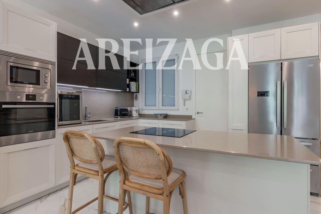 3 quarto Apartamento para venda em Donostia-San Sebastian - 1 750 000 € (Ref: 9858153)