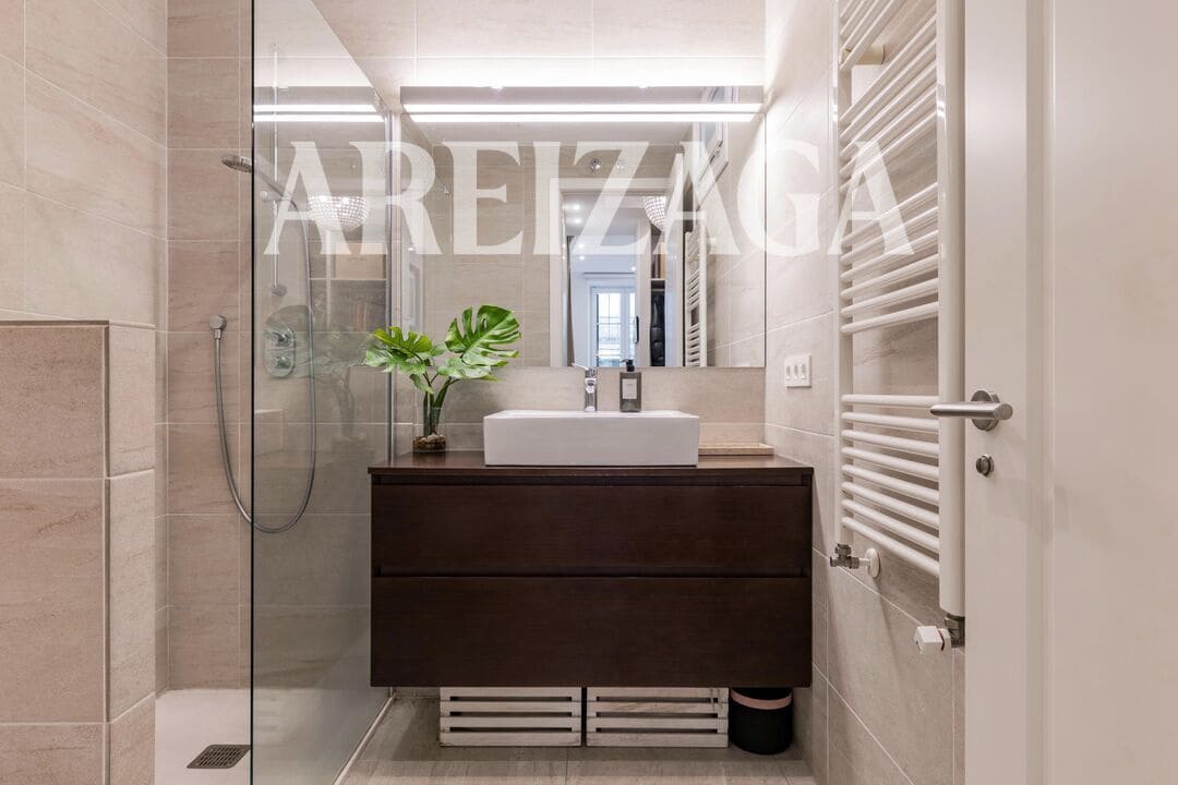3 quarto Apartamento para venda em Donostia-San Sebastian - 1 750 000 € (Ref: 9858153)