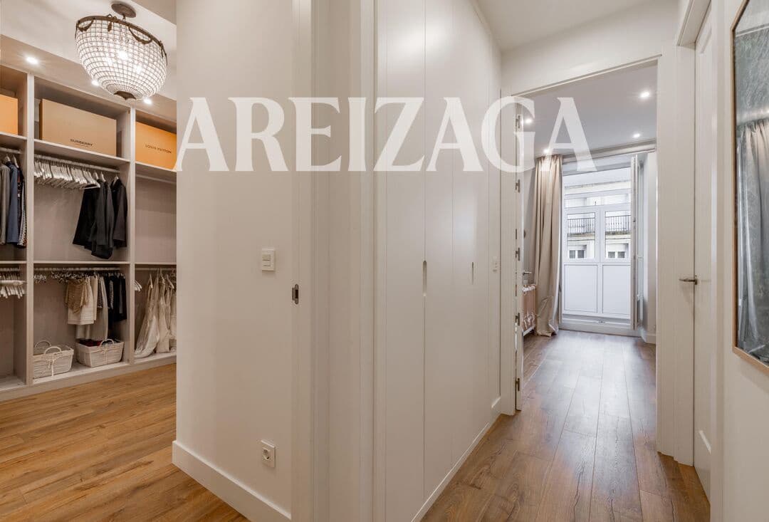 3 quarto Apartamento para venda em Donostia-San Sebastian - 1 750 000 € (Ref: 9858153)