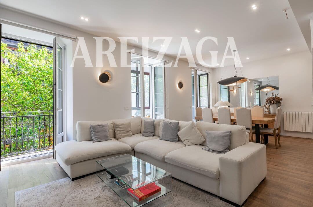 3 quarto Apartamento para venda em Donostia-San Sebastian - 1 750 000 € (Ref: 9858153)