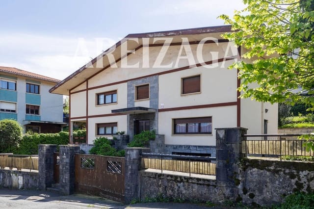 9 soveværelse Byhus til salg i Donostia-San Sebastián - € 1.500.000 (Ref: 9868025)