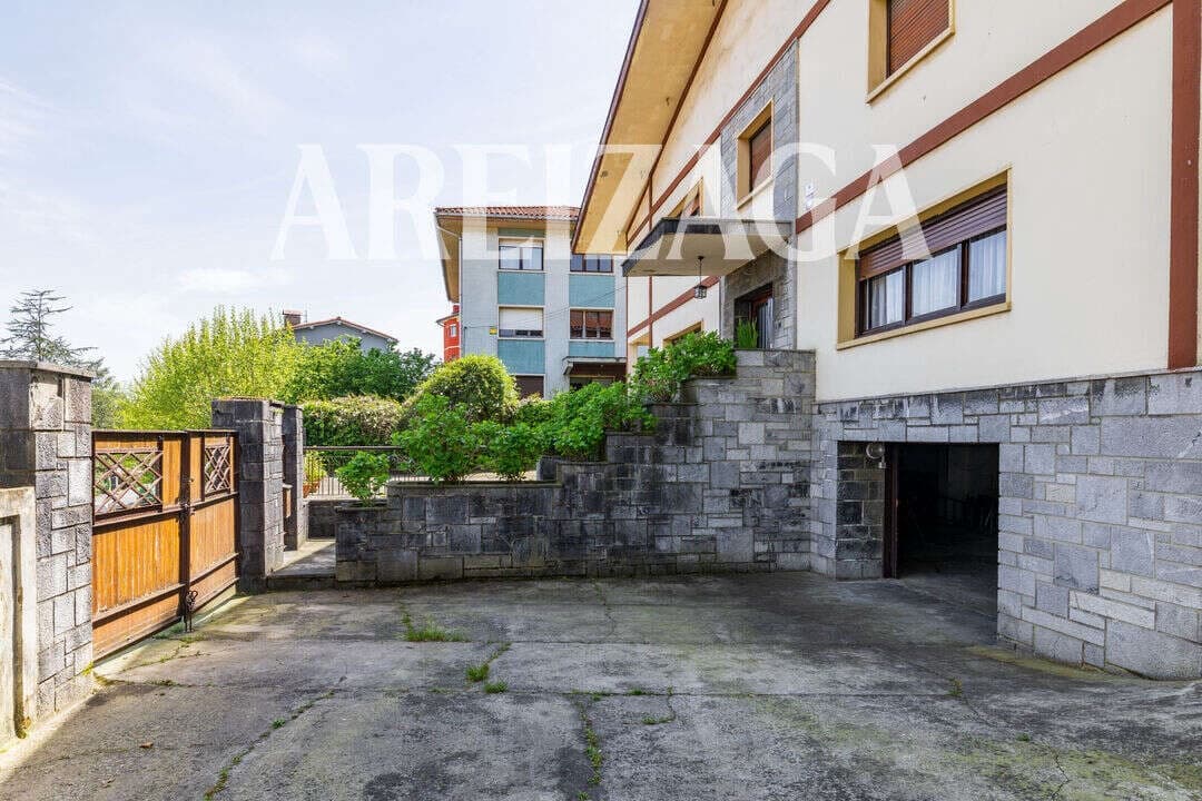 9 soveværelse Byhus til salg i Donostia-San Sebastian - € 1.500.000 (Ref: 9868025)