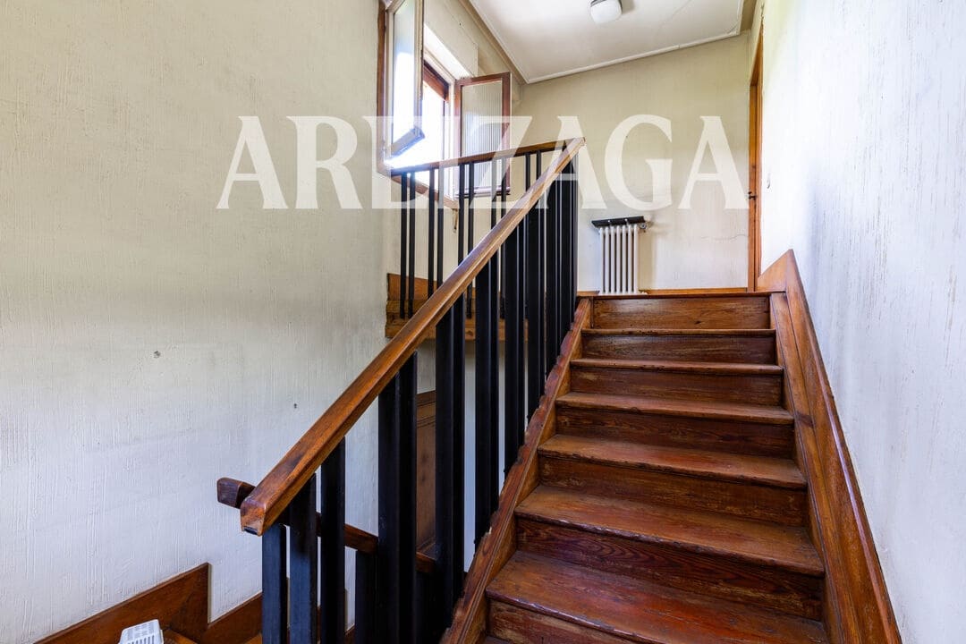 9 soveværelse Byhus til salg i Donostia-San Sebastian - € 1.500.000 (Ref: 9868025)