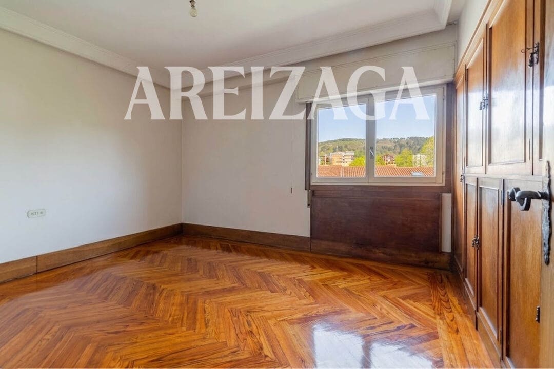 9 soveværelse Byhus til salg i Donostia-San Sebastian - € 1.500.000 (Ref: 9868025)
