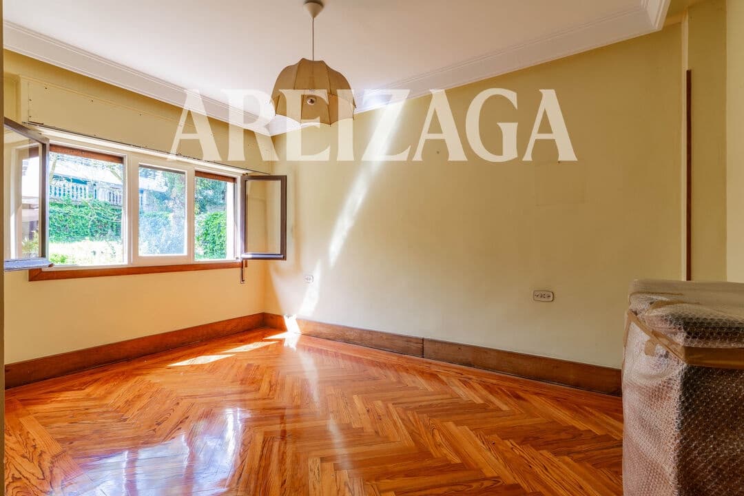 9 soveværelse Byhus til salg i Donostia-San Sebastian - € 1.500.000 (Ref: 9868025)
