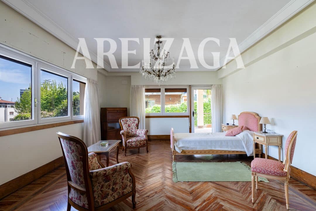 9 soveværelse Byhus til salg i Donostia-San Sebastian - € 1.500.000 (Ref: 9868025)