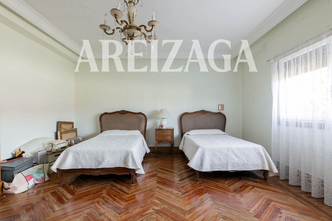 9 soveværelse Byhus til salg i Donostia-San Sebastian - € 1.500.000 (Ref: 9868025)