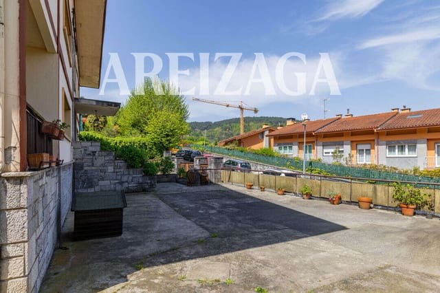 9 soveværelse Byhus til salg i Donostia-San Sebastián - € 1.500.000 (Ref: 9868025)