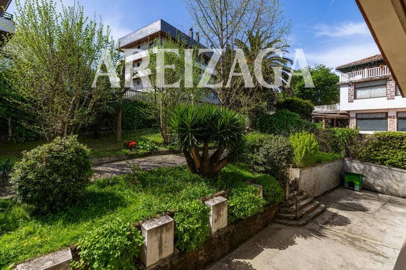 9 soveværelse Byhus til salg i Donostia-San Sebastian - € 1.500.000 (Ref: 9868025)
