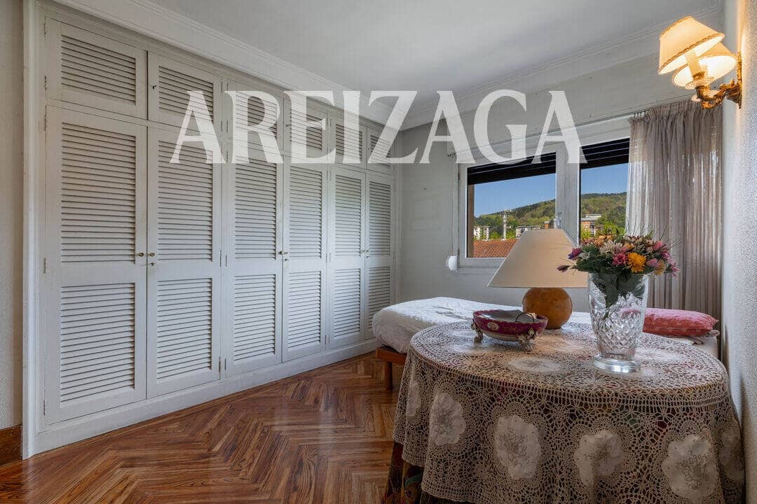 9 soveværelse Byhus til salg i Donostia-San Sebastian - € 1.500.000 (Ref: 9868025)