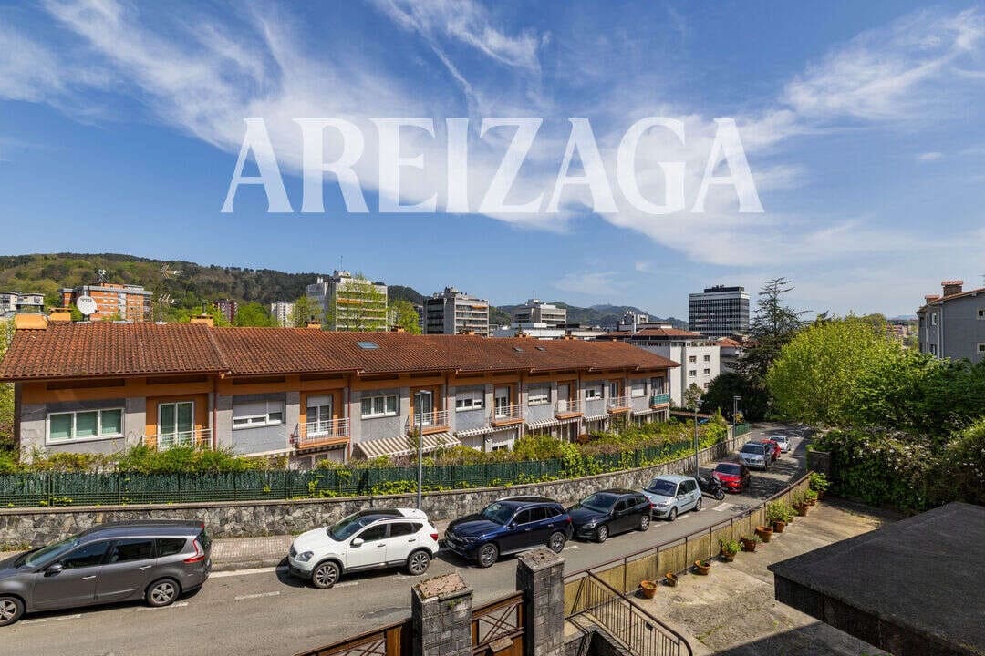 9 soveværelse Byhus til salg i Donostia-San Sebastian - € 1.500.000 (Ref: 9868025)