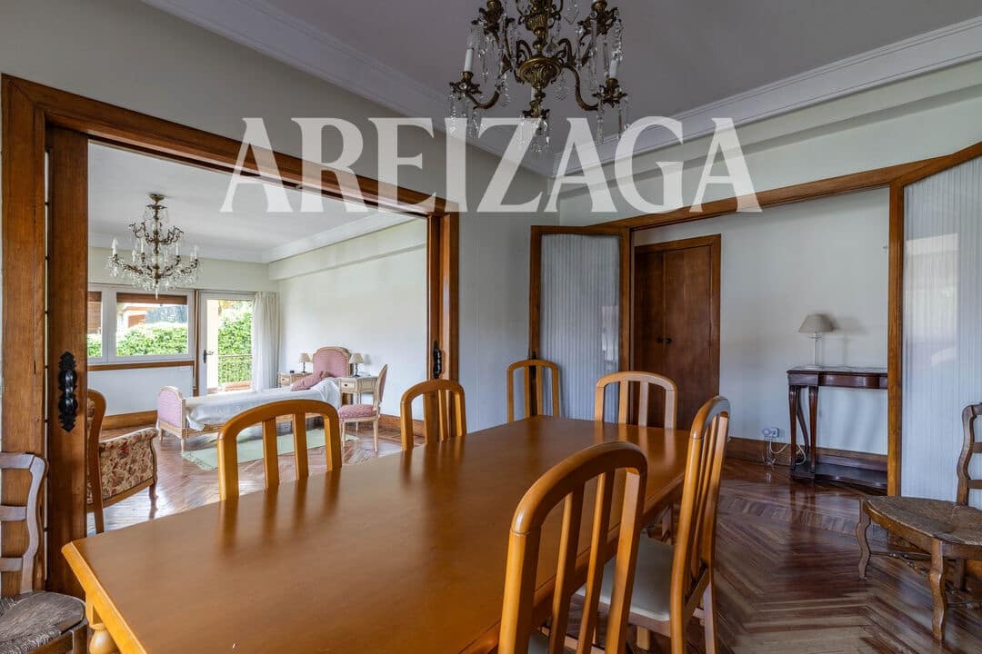 9 soveværelse Byhus til salg i Donostia-San Sebastian - € 1.500.000 (Ref: 9868025)