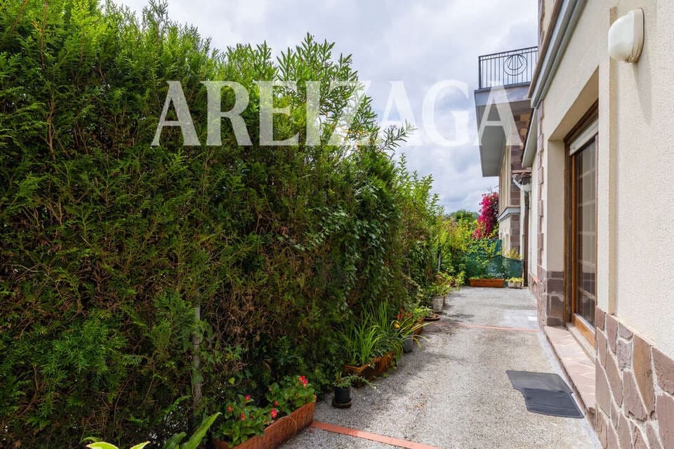 5 soveværelse Byhus til salg i Donostia-San Sebastian - € 1.165.000 (Ref: 9874390)