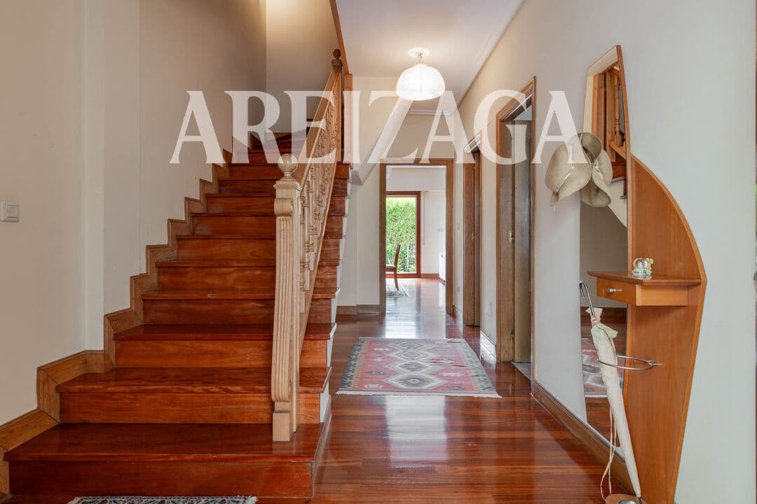 5 soveværelse Byhus til salg i Donostia-San Sebastian - € 1.165.000 (Ref: 9874390)