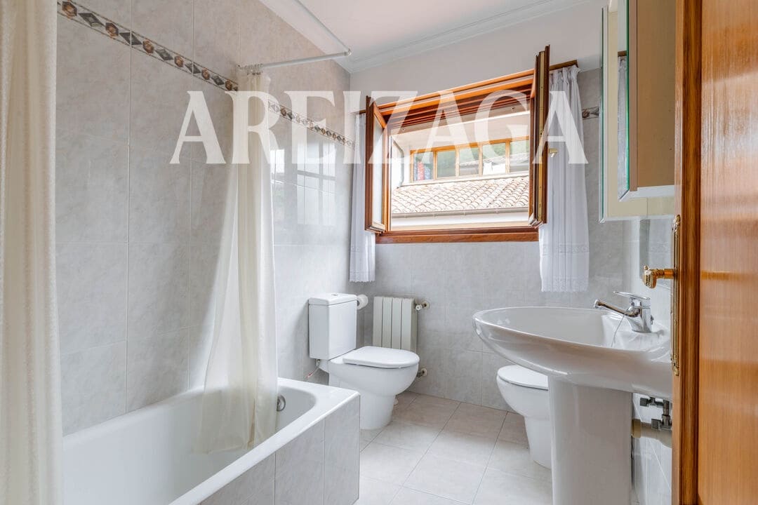 5 soveværelse Byhus til salg i Donostia-San Sebastian - € 1.165.000 (Ref: 9874390)
