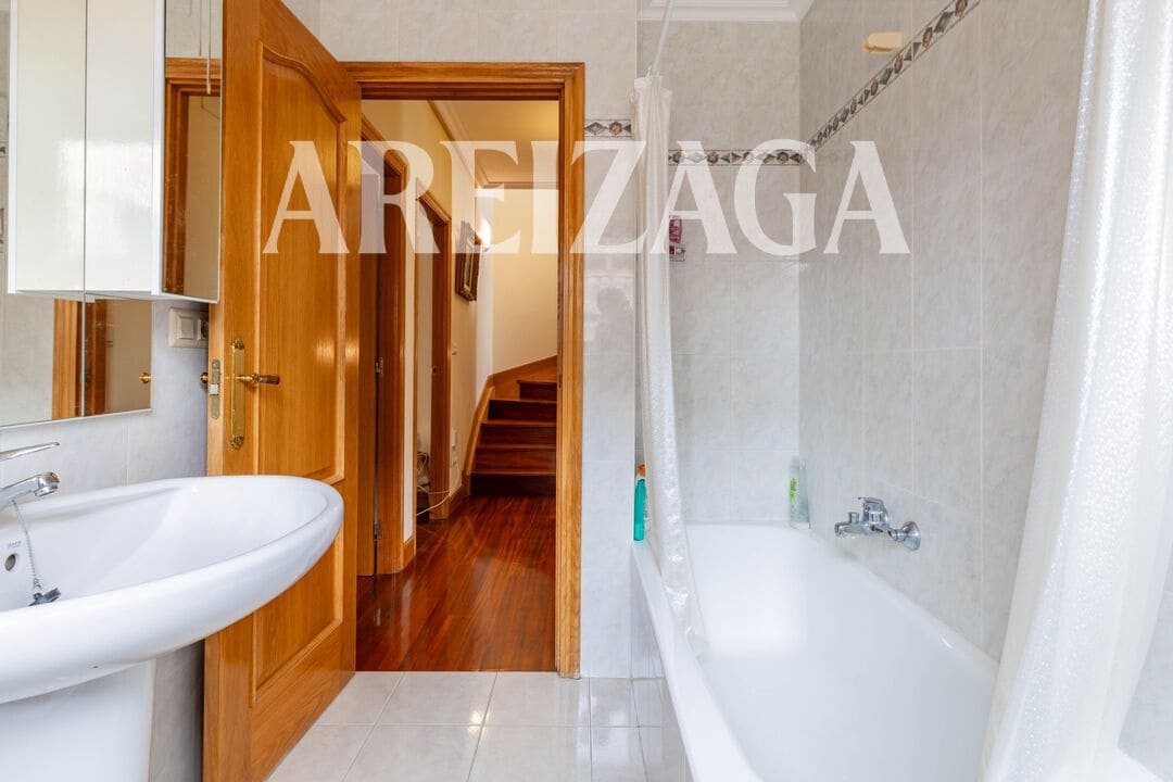 5 soveværelse Byhus til salg i Donostia-San Sebastian - € 1.165.000 (Ref: 9874390)