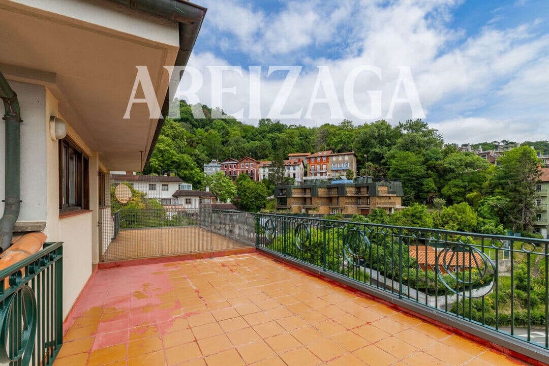 5 soveværelse Byhus til salg i Donostia-San Sebastian - € 1.165.000 (Ref: 9874390)