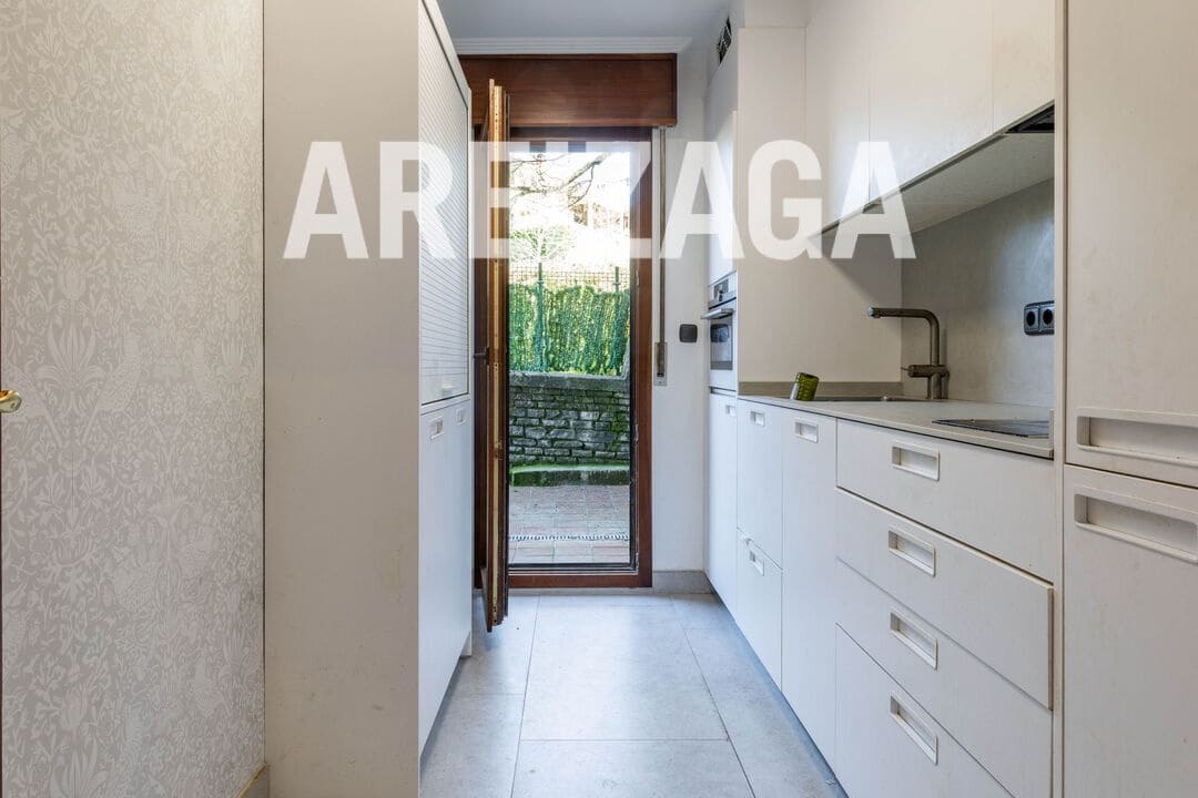 2 sypialnia Mieszkanie na sprzedaż w Donostia-San Sebastian - 775 000 € (Ref: 9875510)