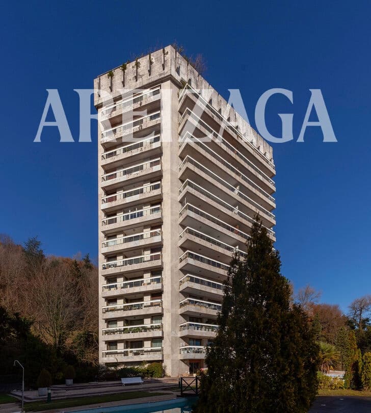 5 sypialnia Mieszkanie na sprzedaż w Donostia-San Sebastian z basenem - 1 300 000 € (Ref: 9880227)