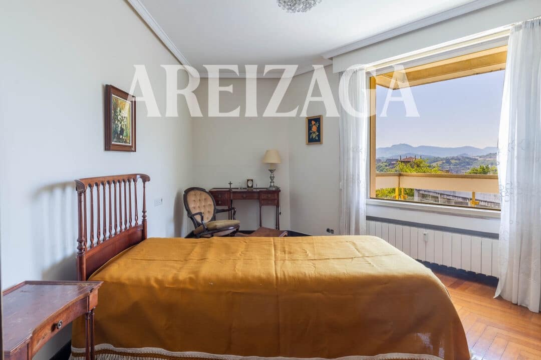 5 sypialnia Mieszkanie na sprzedaż w Donostia-San Sebastian z basenem - 1 300 000 € (Ref: 9880227)