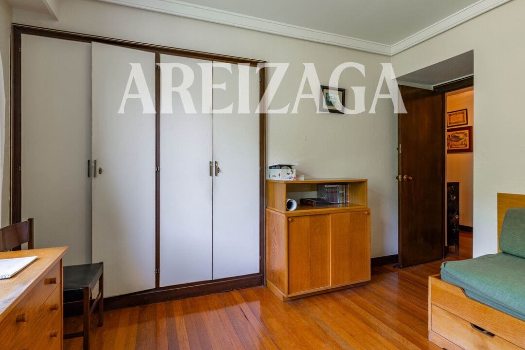 5 sypialnia Mieszkanie na sprzedaż w Donostia-San Sebastian z basenem - 1 300 000 € (Ref: 9880227)