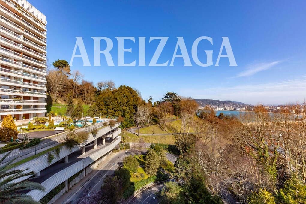 5 sypialnia Mieszkanie na sprzedaż w Donostia-San Sebastian z basenem - 1 300 000 € (Ref: 9880227)
