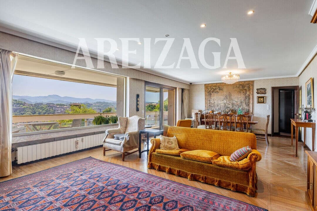 5 sypialnia Mieszkanie na sprzedaż w Donostia-San Sebastian z basenem - 1 300 000 € (Ref: 9880227)