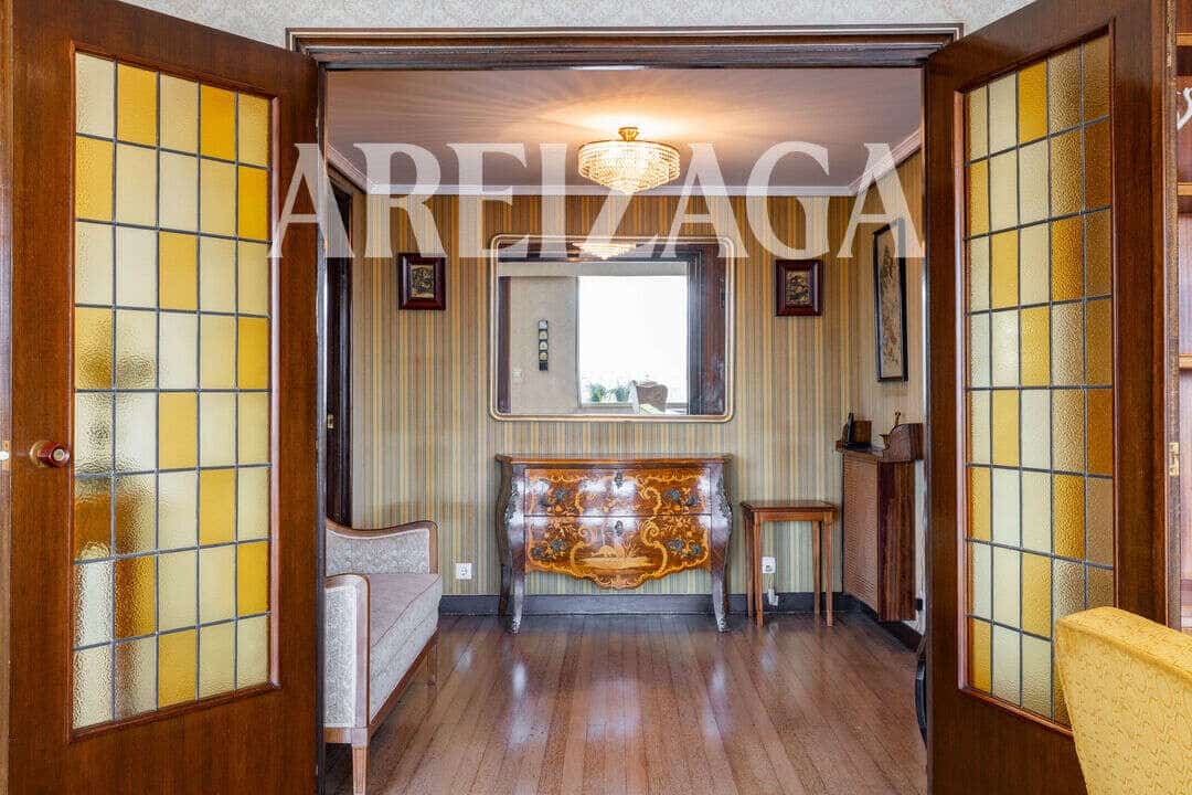 5 sypialnia Mieszkanie na sprzedaż w Donostia-San Sebastian z basenem - 1 300 000 € (Ref: 9880227)