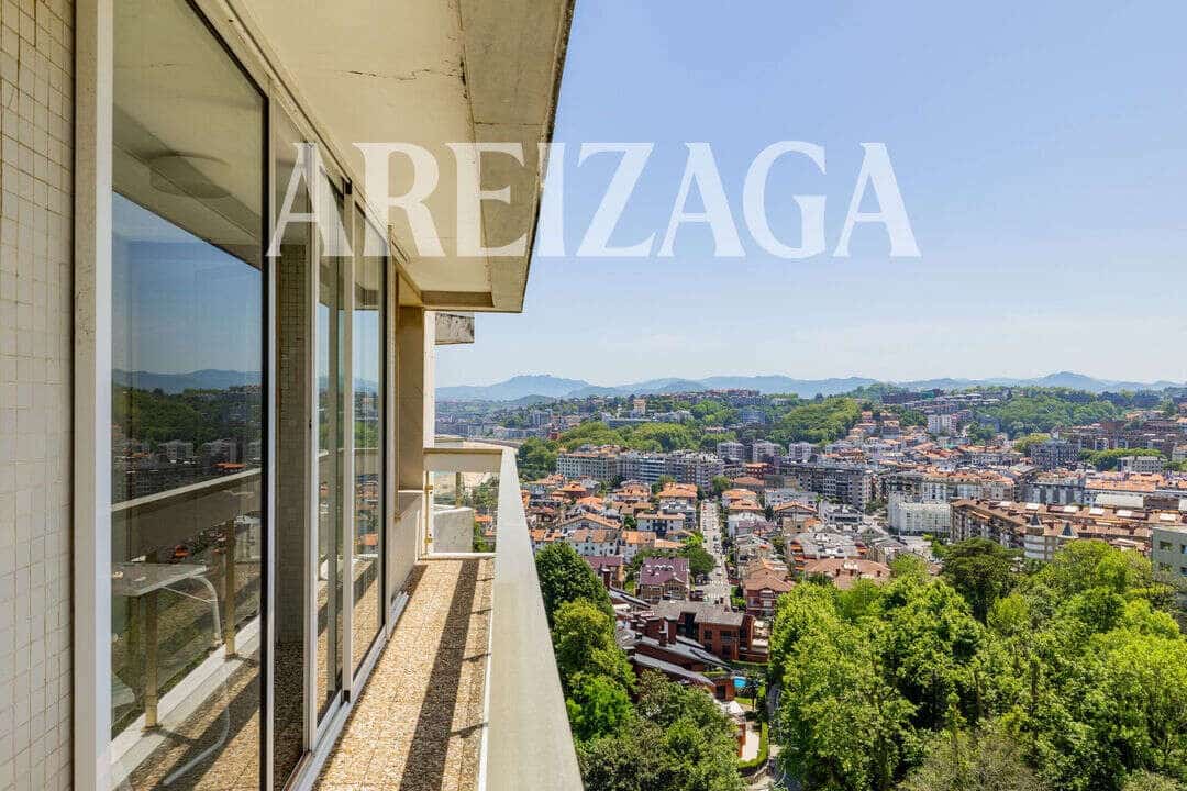 5 sypialnia Mieszkanie na sprzedaż w Donostia-San Sebastian z basenem - 1 300 000 € (Ref: 9880227)