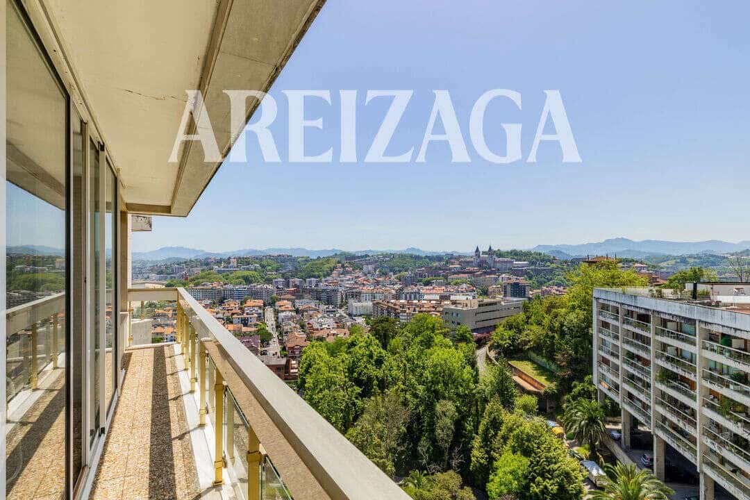 5 sypialnia Mieszkanie na sprzedaż w Donostia-San Sebastian z basenem - 1 300 000 € (Ref: 9880227)