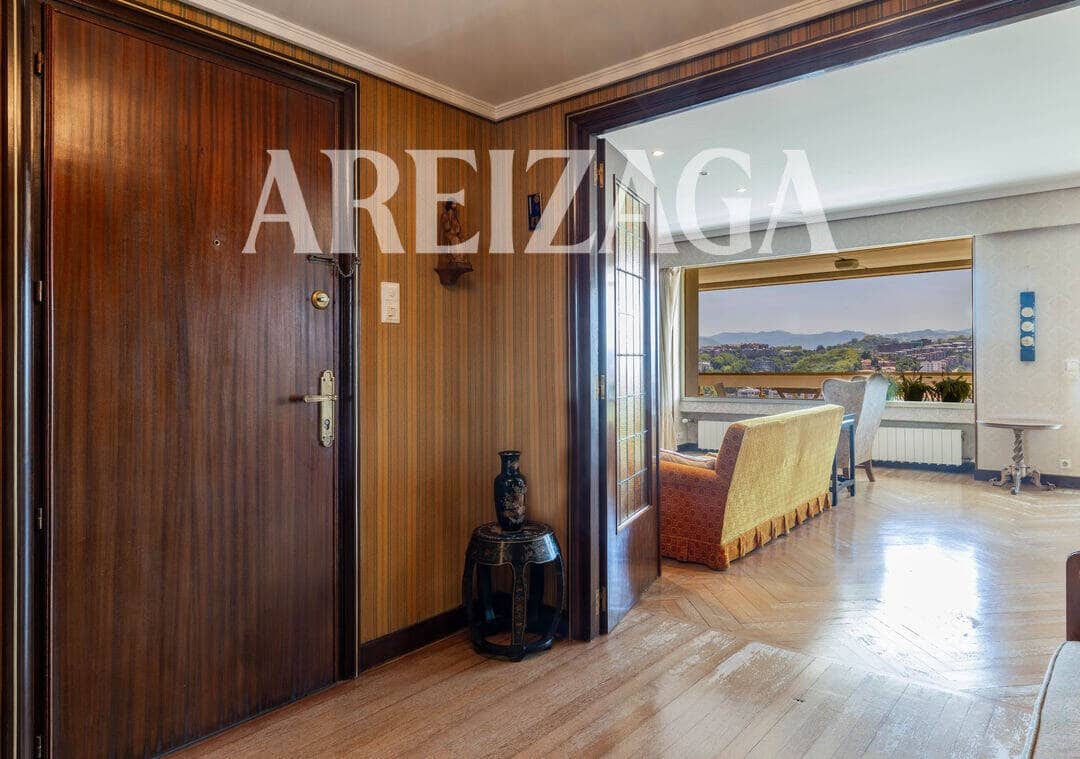 5 sypialnia Mieszkanie na sprzedaż w Donostia-San Sebastian z basenem - 1 300 000 € (Ref: 9880227)