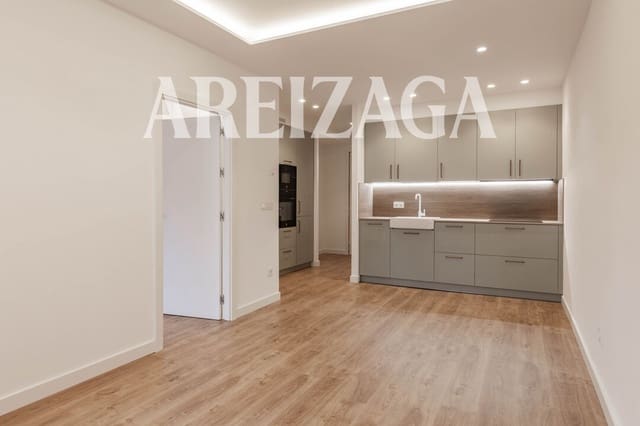 Piso de 1 habitación en Donostia-San Sebastián en venta - 550.000 € (Ref: 9914945)