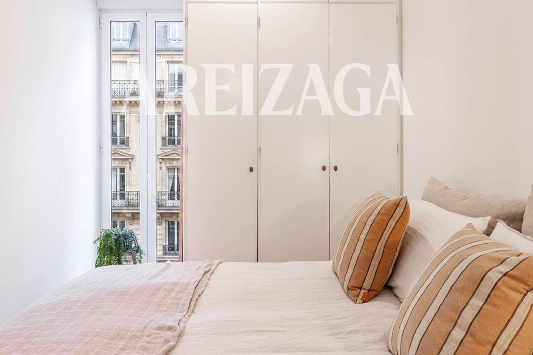 3 bedroom Flat for sale in Donostia-San Sebastian - € 940,000 (Ref: 9922999)