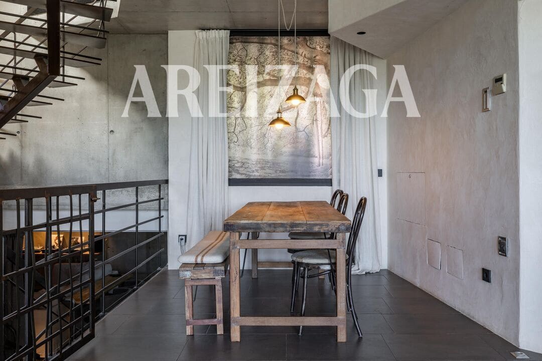 4 bedroom Townhouse for sale in Donostia-San Sebastian with pool - € 1,750,000 (Ref: 9923000)