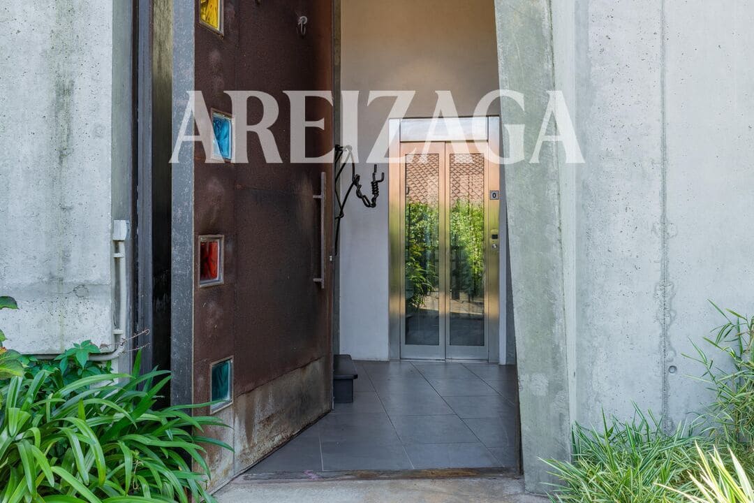 4 bedroom Townhouse for sale in Donostia-San Sebastian with pool - € 1,750,000 (Ref: 9923000)