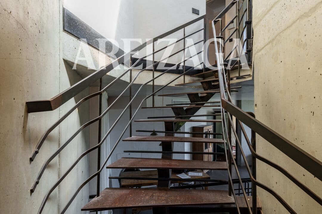 4 bedroom Townhouse for sale in Donostia-San Sebastian with pool - € 1,750,000 (Ref: 9923000)