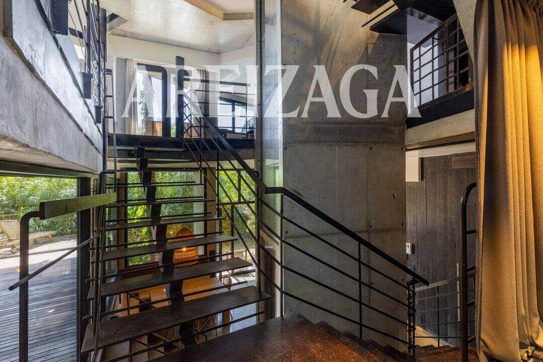 4 bedroom Townhouse for sale in Donostia-San Sebastian with pool - € 1,750,000 (Ref: 9923000)