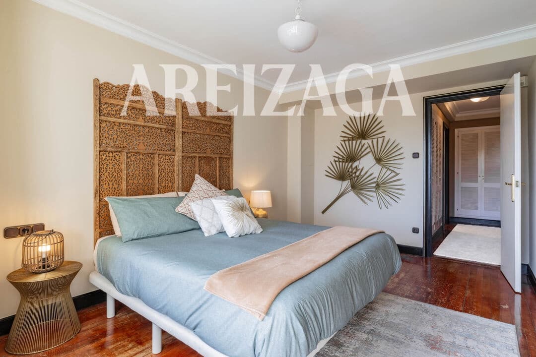 1 bedroom Flat for sale in Donostia-San Sebastian with pool - € 870,000 (Ref: 9926554)