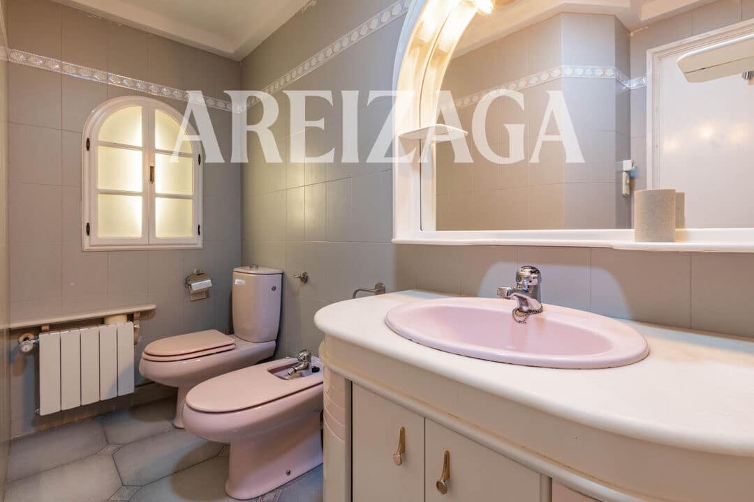1 bedroom Flat for sale in Donostia-San Sebastian with pool - € 870,000 (Ref: 9926554)