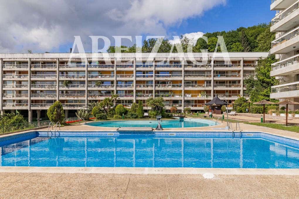 1 bedroom Flat for sale in Donostia-San Sebastian with pool - € 870,000 (Ref: 9926554)