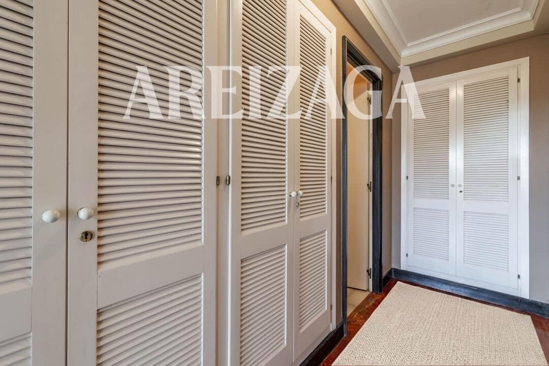 1 bedroom Flat for sale in Donostia-San Sebastian with pool - € 870,000 (Ref: 9926554)