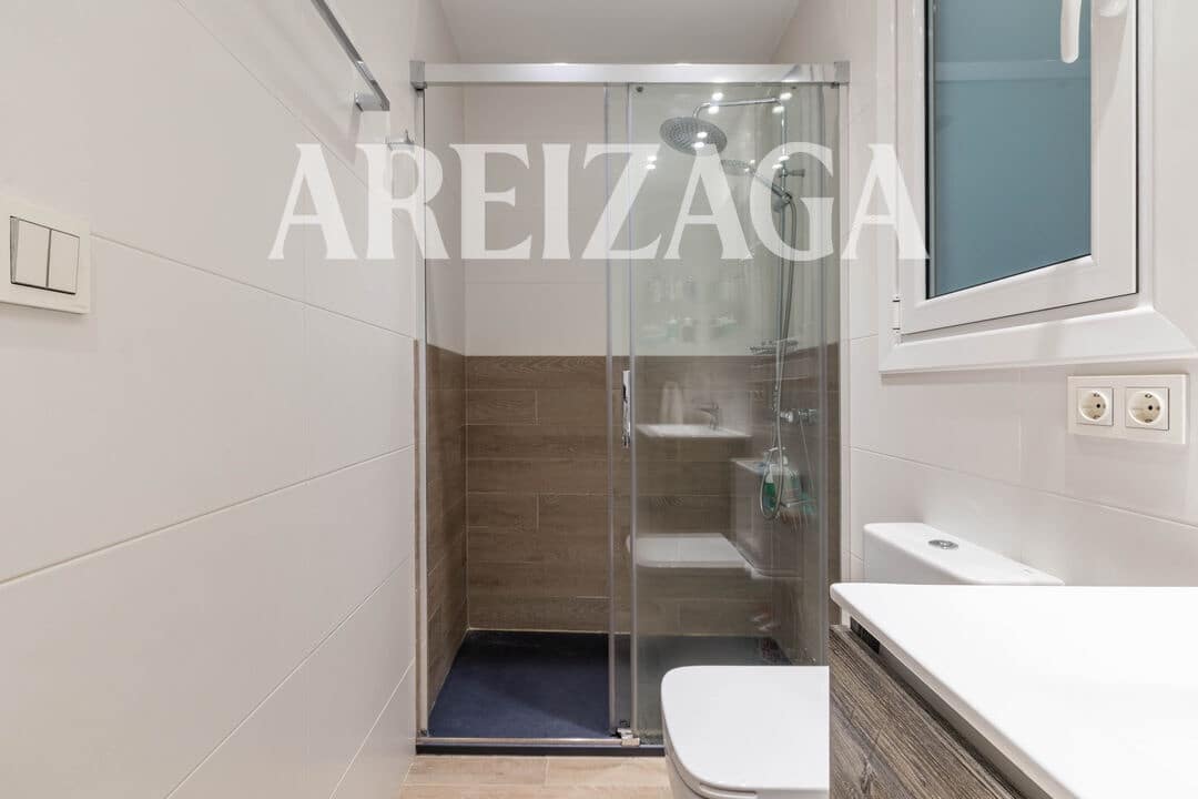 2 soverom Leilighet til salgs i Donostia-San Sebastian - € 650 000 (Ref: 9932361)