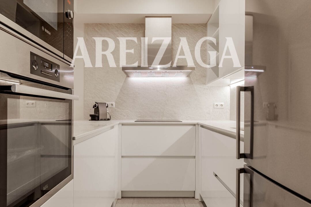 2 soveværelse Lejlighed til salg i Donostia-San Sebastian - € 1.065.000 (Ref: 9934490)