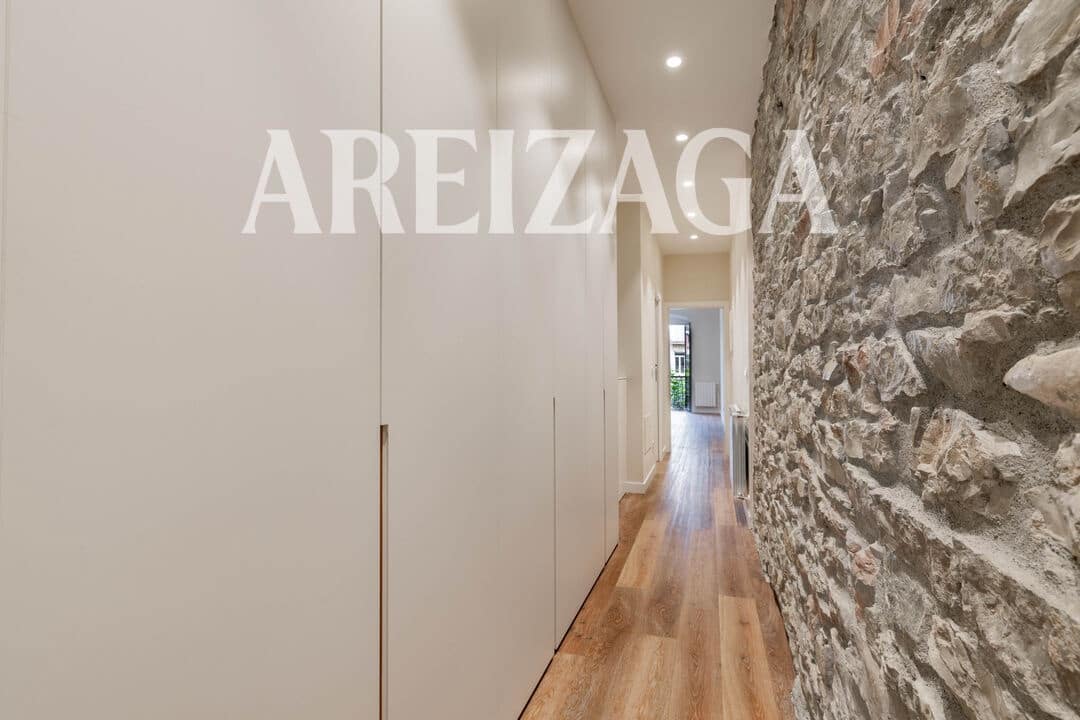 2 soveværelse Lejlighed til salg i Donostia-San Sebastian - € 1.065.000 (Ref: 9934490)